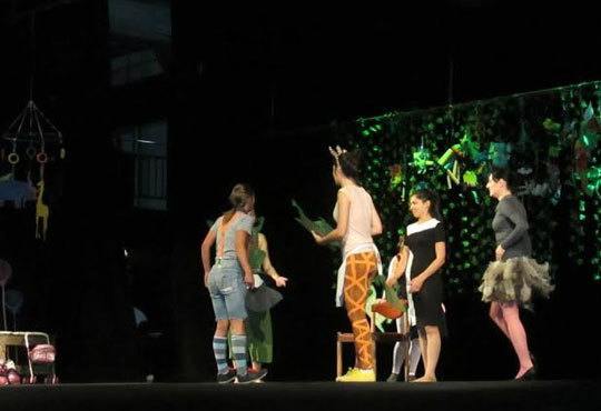 Гледайте Любопитното слонче на 22.11. от 11 ч.,Театър Виа Верде на Открита сцена Сълза и смях - Снимка 4