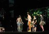 Гледайте Любопитното слонче на 22.11. от 11 ч.,Театър Виа Верде на Открита сцена Сълза и смях - thumb 4