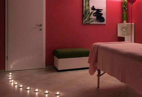 Подарете с любов! SPA масаж със златни частици и терапия с вулканични камъни SPA център ''Senses Massage & Recreation' - Снимка 7