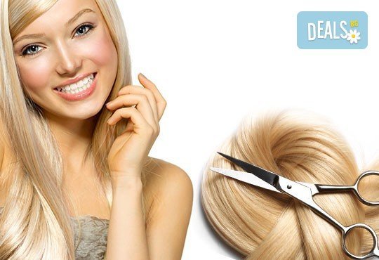Подстригване + подхранваща терапия с продукти на L'Oreal и прическа със сешоар в Салон за красота Swarovski - Снимка 1