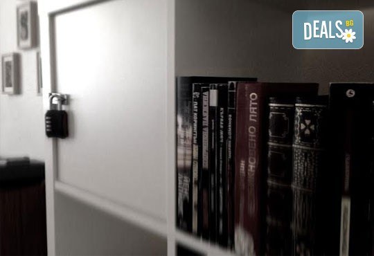 Подредете пъзела на загадката за 60 минути в стая по избор! Поканете приятел в House of puzzle - real-life escape gamе! - Снимка 2