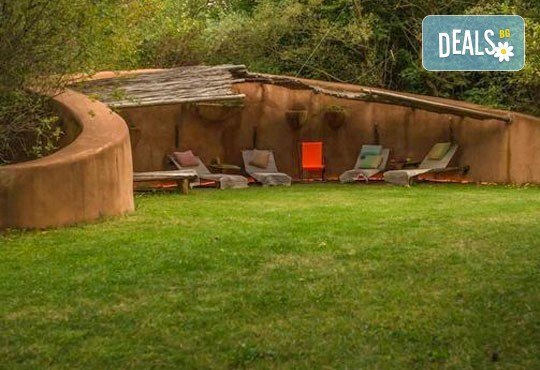 Почивка през януари, 2016г.! 1 нощувка в глинена къщичка за двама в Еко селище Омая, с. Гайтаниново, с включени риболов, колоездене и тенис на маса! - Снимка 14