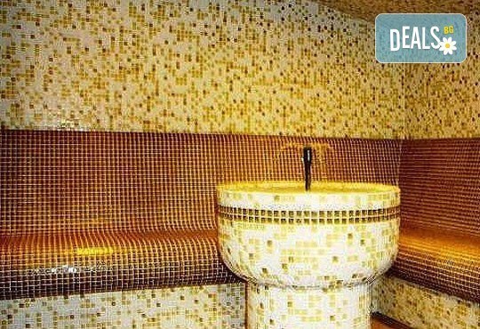 Релаксирайте пълноценно в Хотел Виа Лакус 3*, Сапарева баня! 1 нощувка със закуска и вечеря, СПА зона с минерален басейн - Снимка 11