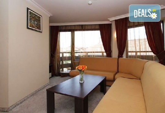 Зимна почивка във Флоримонт Каса 3*, Банско: 1 нощувка със закуска, вечеря и СПА, период по избор от Молина Травел - Снимка 4