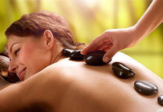 Ароматен релакс масаж на гръб с канела за ДВАМА плюс Hot stones и масаж на лице в SPA ''Senses Massage & Recreation'' - Снимка 3