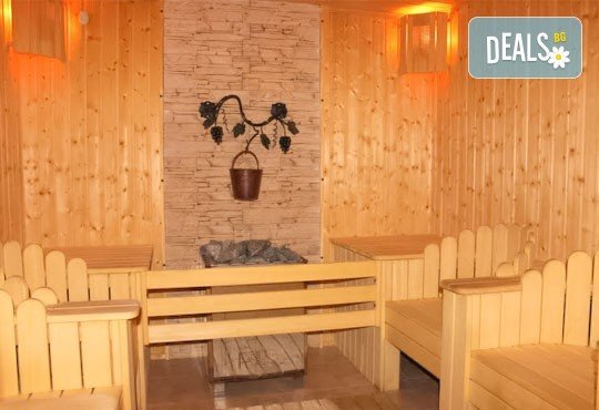 Нова година в хотел Арена 3*, Самоков! 3, 5 или 7 нощувки със закуски и Новогодишна галавечеря с фолклорна програма - Снимка 12