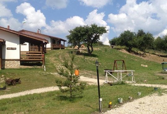 Посрещнете Коледа в комплекс Горочевци 3*, Трън! 2/3 нощувки със закуски и вечери, безплатно за дете до 7г.! - Снимка 9