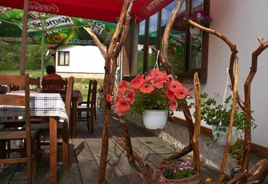 Посрещнете Коледа в комплекс Горочевци 3*, Трън! 2/3 нощувки със закуски и вечери, безплатно за дете до 7г.! - Снимка 6