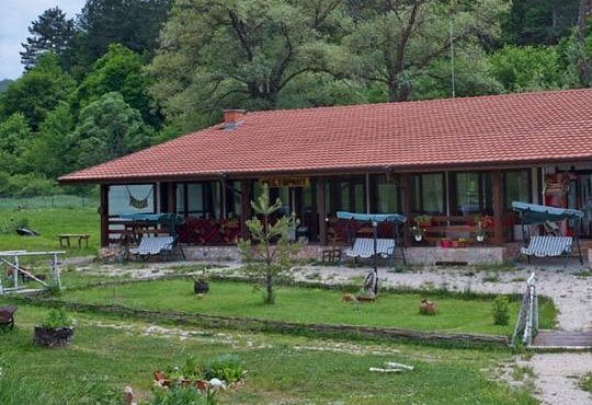 Посрещнете Коледа в комплекс Горочевци 3*, Трън! 2/3 нощувки със закуски и вечери, безплатно за дете до 7г.! - Снимка 8