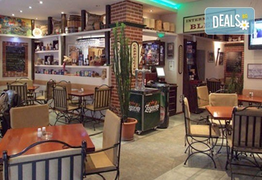 За ценителите на френската кухня! ДВЕ порции Пиле Рокфор с букет сирена в Италински ресторант Balito - Снимка 3