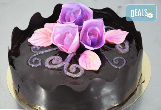 Уникална шоколадова наслада с торта Линд с възможност за доставка от Виенски салон Лагуна! Предплатете сега 1лв! - Снимка 1