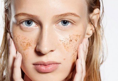 Перфектни с Miss Beauty: Дълбоко почистване на лице + пилинг и терапия с френската козметика Les Complexes Biotechniques