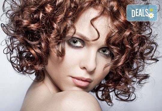 Кукленски къдрици с възможно най-щадящата процедура за Вашата коса - водна ондулация от студио Авангард, Пловдив! - Снимка 1