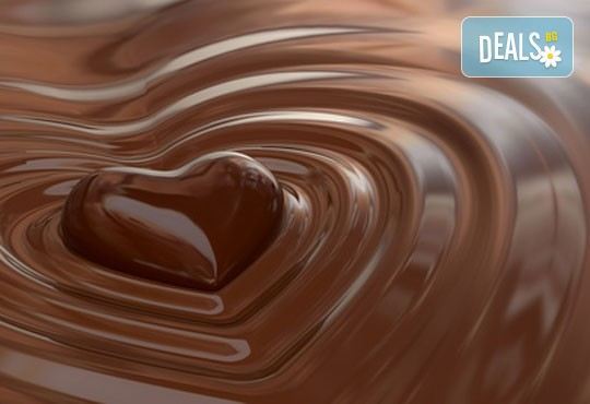 Шоколадова приказка! Шоколадов синхронен масаж за ДВАМА с какаов крем или шоколадово олио в Chocolate Studio - Снимка 5