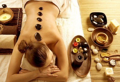 Релаксирайте активно! SPA терапия масаж със златни колодални частици и терапия с вулканични камъни, студио Full Relax