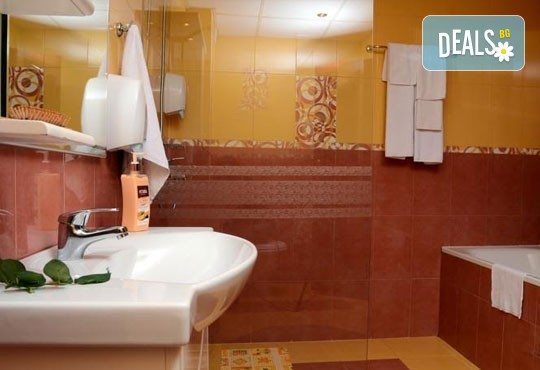 Зимна почивка за двама! 1 нощувка със закуска и вечеря в хотелски комплекс Кипарис Алфа 3*, Смолян - Снимка 4