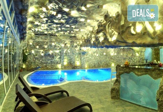 Зимна почивка за двама! 1 нощувка със закуска и вечеря в хотелски комплекс Кипарис Алфа 3*, Смолян - Снимка 10