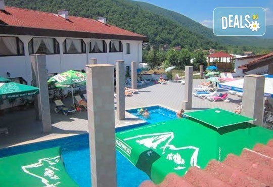 Почивка в Брацигово! 1 нощувка със закуска, обяд и вечеря в СПА хотел Виктория, цена на човек - Снимка 5