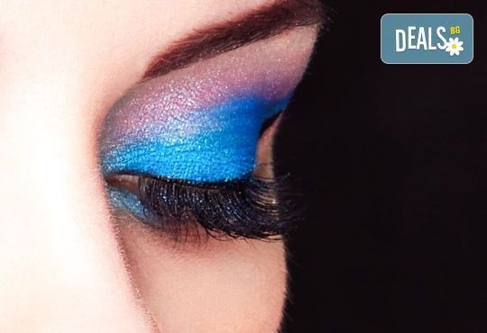 Поставяне на копринени мигли по метода косъм по косъм в студио за красота La Coupe! - Снимка 1