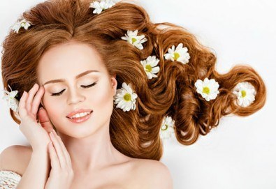 Масажно измиване, подхранваща маска, подстригване и оформяне със сешоар по избор на клиента в салон Професионален усет