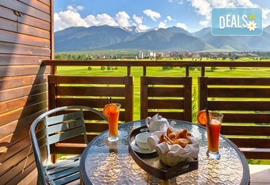 Посрещнете Коледа край Банско! 2 или 3 нощувки със закуски и вечери, ползване на СПА в Terra Complex 4*! - Снимка 2