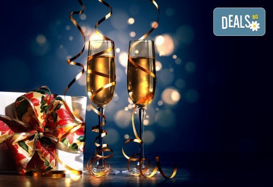 Нова година в кв. Надежда! Празнувайте със супер меню, добра компания и музика на живо в Ресторант Balito 3! - Снимка 1