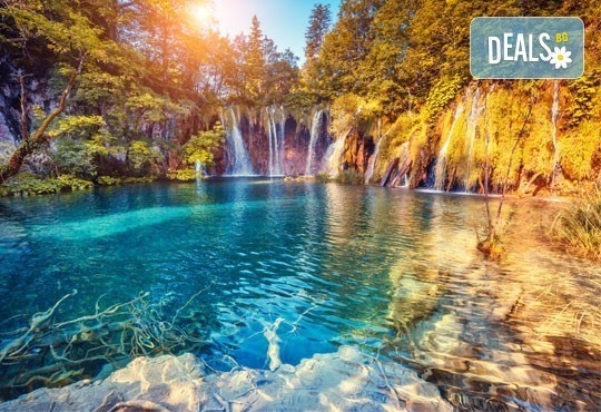 Екскурзия през юни до Хърватска и Словения! 3 нощувки, закуски, транспорт, посещение на Плитвички езера, Постойна Яма и Загреб - Снимка 1