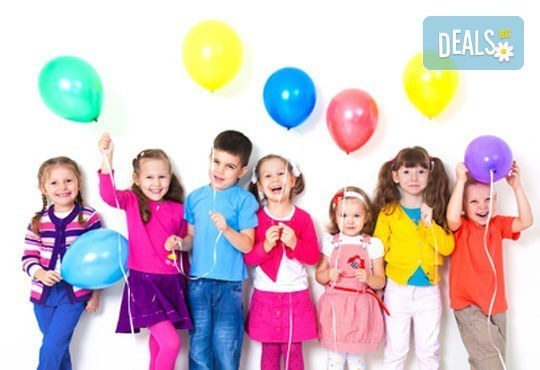 Детски рожден ден с празнична украса, аниматор за децата и храни и напитки в Детски парти клуб Звездички! - Снимка 1