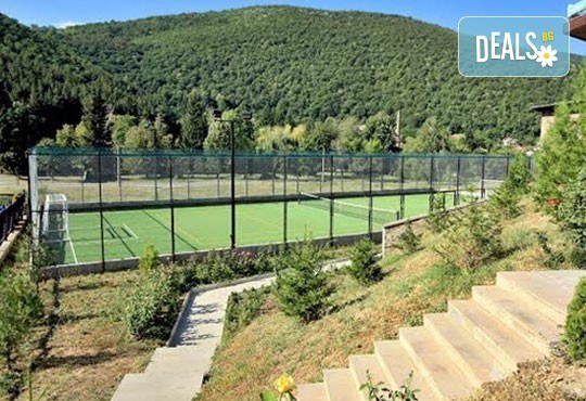 Романтика и релакс! 2 нощувки със закуски и вечери по тристепенно меню в Спа хотел Виктория, Брацигово - Снимка 17