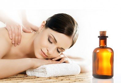 Лечебен, релаксиращ или класически масаж на цяло тяло с масажни масла La Cremerie и бонус в салон Елеганс в Мусагеница!