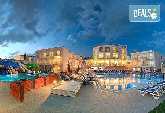 Великденски и Майските празници в Bodrum Beach Resort 4*, Бодрум, Турция! 5 нощувки, All Inclusive, възможност за транспорт! - Снимка 1