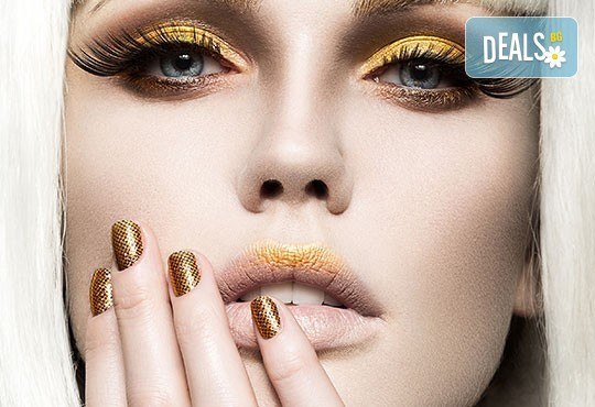 Бъдете стилни с класически маникюр в цвят по избор с лакове Cuccio или O.P.I., студио за красота La Coupe! - Снимка 1