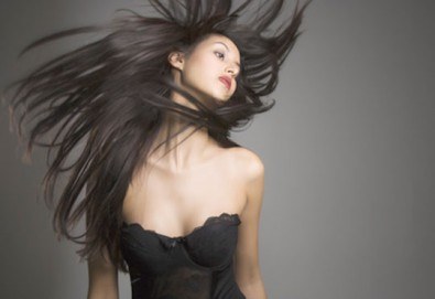 Кератинова терапия за коса с инфраред преса и ултразвук, прическа и по избор подстригване от N&S Fashion зелен салон