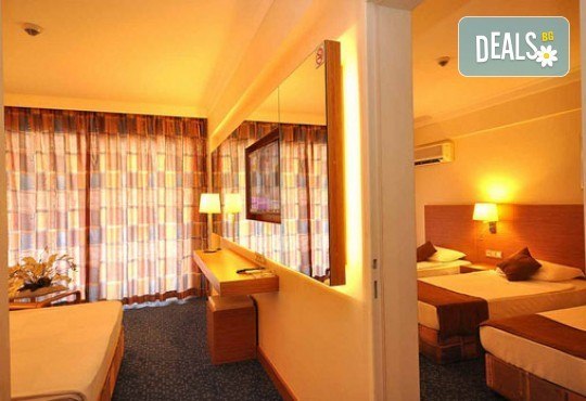 Майски празници в Grand Efe 4*, Йоздере, Кушадасъ! 5 нощувки на база All Inclusive с възможност за транспорт от Вени Травел! - Снимка 4