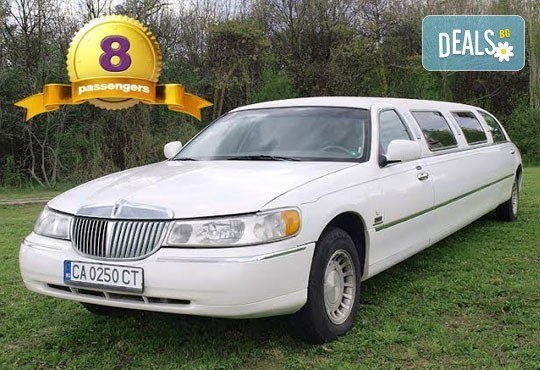 Лукс! Едночасова разходка на цялата компания с холивудска стреч-лимузина от Vivaldi Limousines и San Diego Limousines - Снимка 2