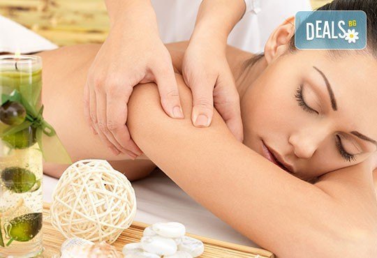 Излекувайте тялото си с болкоуспокояващ точков масаж и класически масаж на гръб в оздравителен център Еко Медика! - Снимка 3