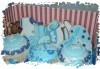 Сет от празнични сладкиши за бебешко парти от сладкарница Пчела - 6 декорирани захарни мъфина и 6 декорирани бисквитки в луксозна подаръчна кутия! - thumb 1