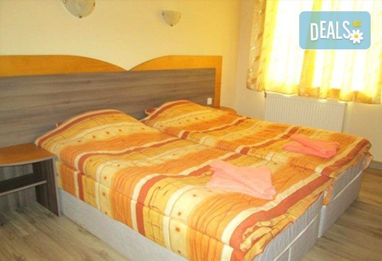 Отпразнувайте Свети Валентин с любимия човек в комплекс Горочевци 3*, с. Горочевци! 2 нощувки със закуски и романтична вечеря! - Снимка 2