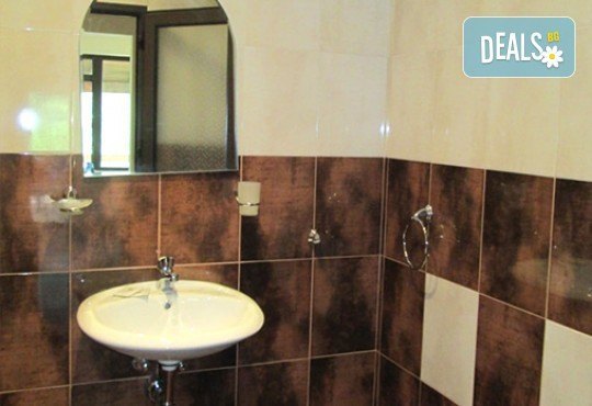 Отпразнувайте Свети Валентин с любимия човек в комплекс Горочевци 3*, с. Горочевци! 2 нощувки със закуски и романтична вечеря! - Снимка 4