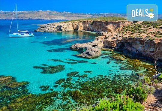 Почивка в красивата Малта през март! 3 нощувки със закуски в Oriana at the Topaz 4*, самолетен билет, летищни такси и трансфери! - Снимка 1