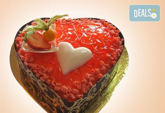 Вземете торта Червено сърце от Сладкарница Орхидея и подсладете дните си! - Снимка 1