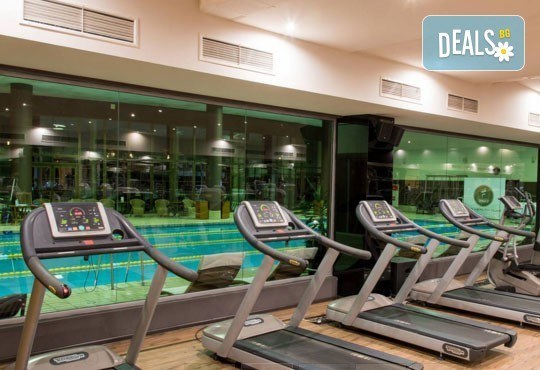 Влезте във форма и се погрижете за себе си! Посещение на фитнес, сауна или басейн в 360 Health Club към хотел Маринела 5*! - Снимка 1