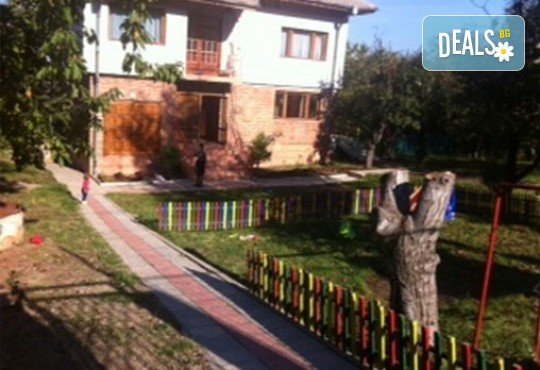 Едномесечно целодневно посещение на 1 дете с 4 хранения в Частна детска ясла и градина Таткова градина! - Снимка 2