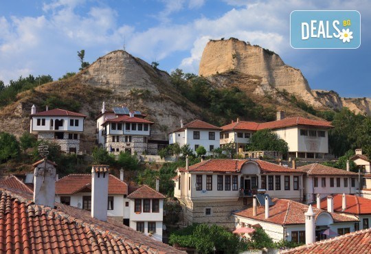 Еднодневна екскурзия до Мелник, Рупите и Роженски манастир, транспорт и екскурзовод от Фреш Холидей! - Снимка 1