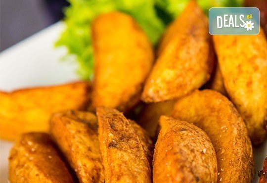 Предплатете 1.20 лв. за овчарска салата и свинска или пилешка пържола по избор с картофки Уеджис в ресторант Санури! - Снимка 2