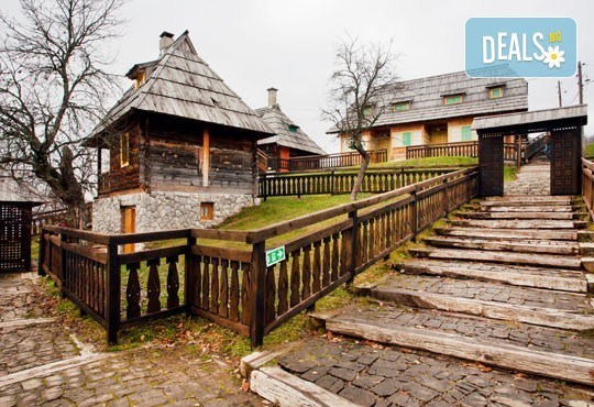 Уикенд екскурзия в света на Емир Кустурица - Дървенград и Каменград: 1 нощувка със закуска и транспорт от Еко Тур! - Снимка 1