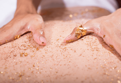 Подарете с любов! SPA масаж със златни частици и терапия с вулканични камъни в SPA център Senses Massage & Recreation
