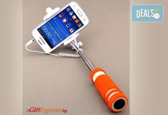 Необходимият аксесоар за Вашите снимки! Монопод за смартфони, фотоапарати и GoPro камери за селфита от Gift Express! - Снимка 1