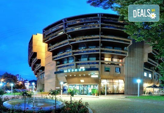 Майски или Септемврийски празници във Върнячка баня, Сърбия! 2 нощувки, 2 закуски, 1 вечеря в СПА хотел 3* и транспорт! - Снимка 2