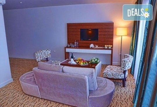 Почивка в Кушадасъ! 4 или 5 нощувки на база Аll Inclusive в Palm Wings Beach Resort Kusadasi 5* с Ориент 99! - Снимка 3